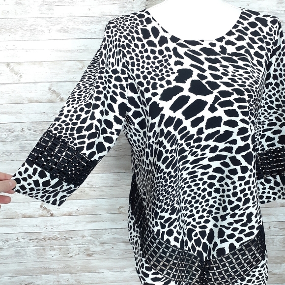 Alfani Blouse PL Animal Print Top Black White 565 - Picture 3 of 7
